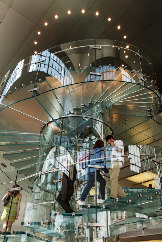 El final de la escalera. Apple Store Soho NY.