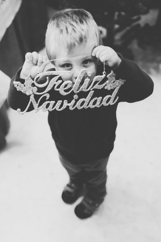 Javier os desea Feliz Navidad.